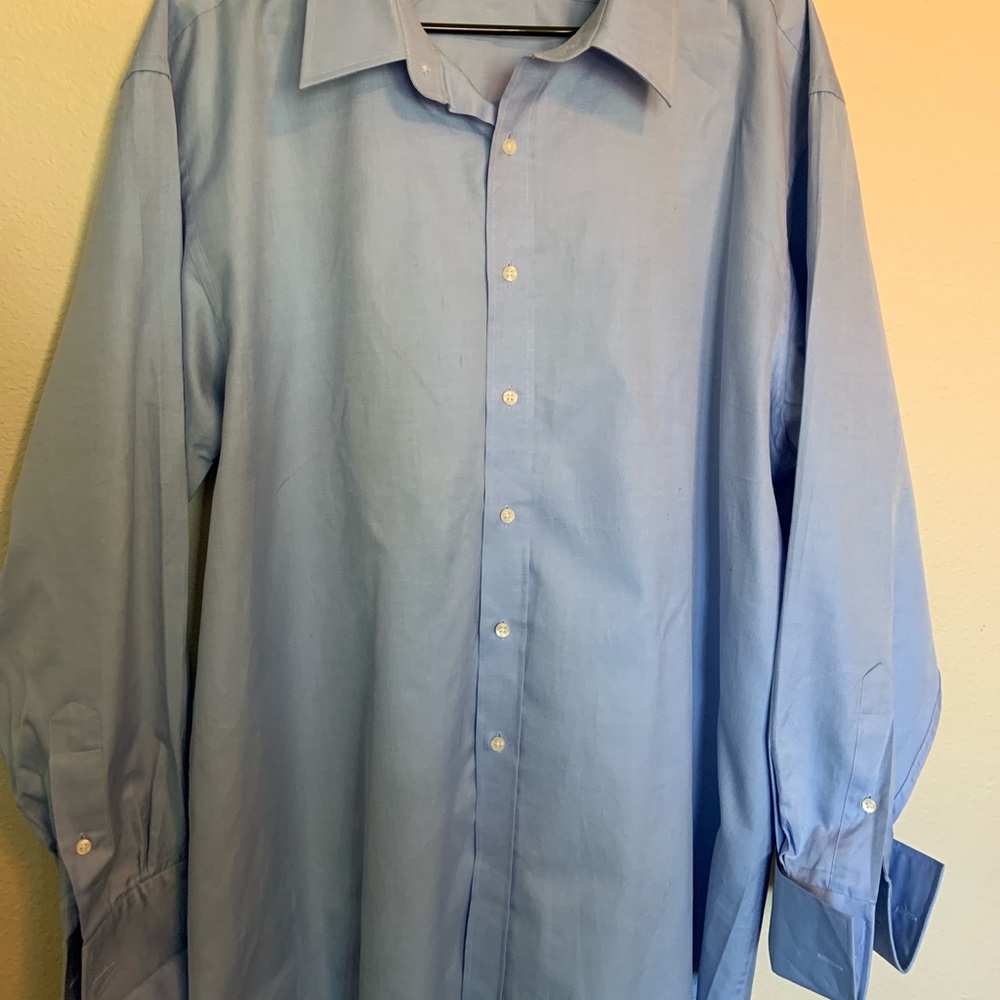 Said Fifth Avenue Men’s Button down shirt.